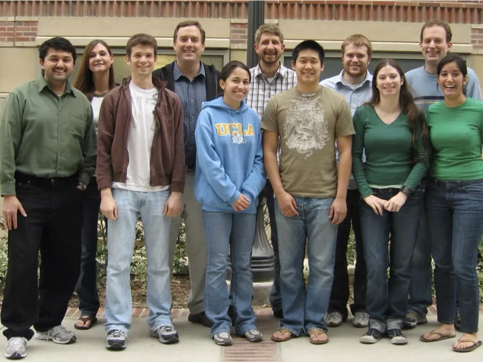 Bradley Lab photo outside of BSRB